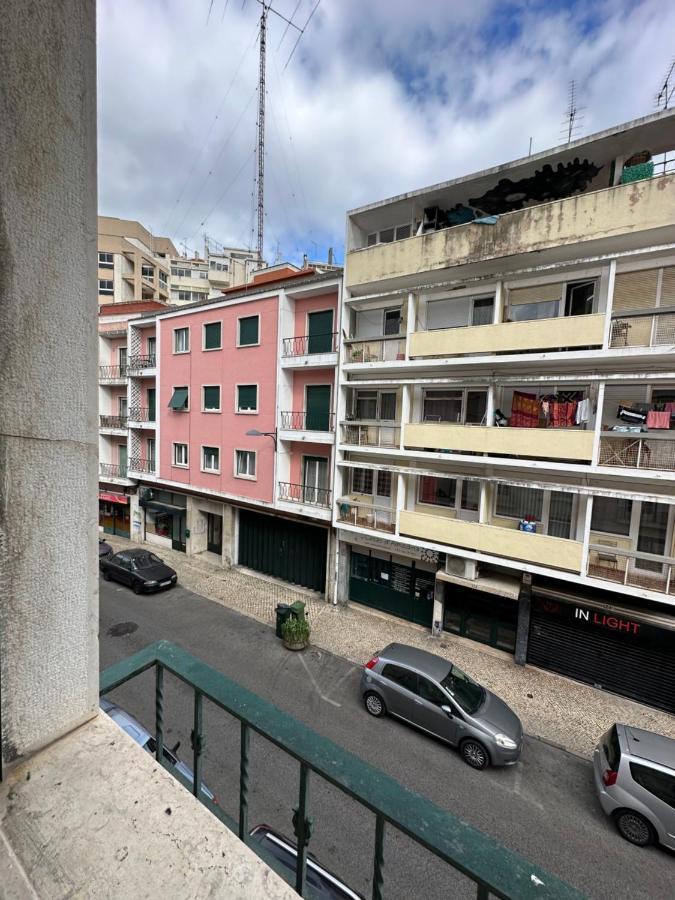 Guest In Ninho Apartment Lisbon Luaran gambar