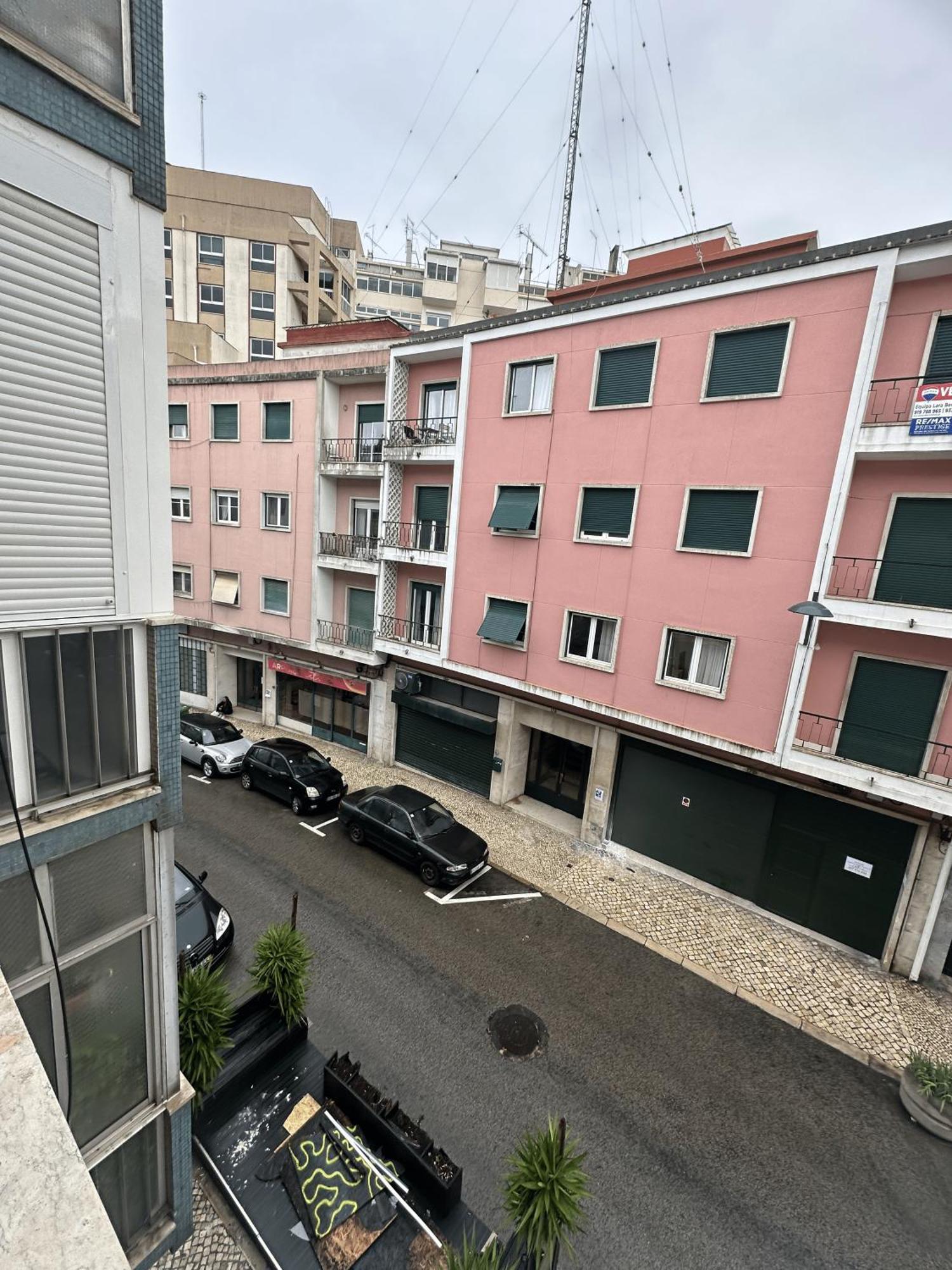 Guest In Ninho Apartment Lisbon Luaran gambar