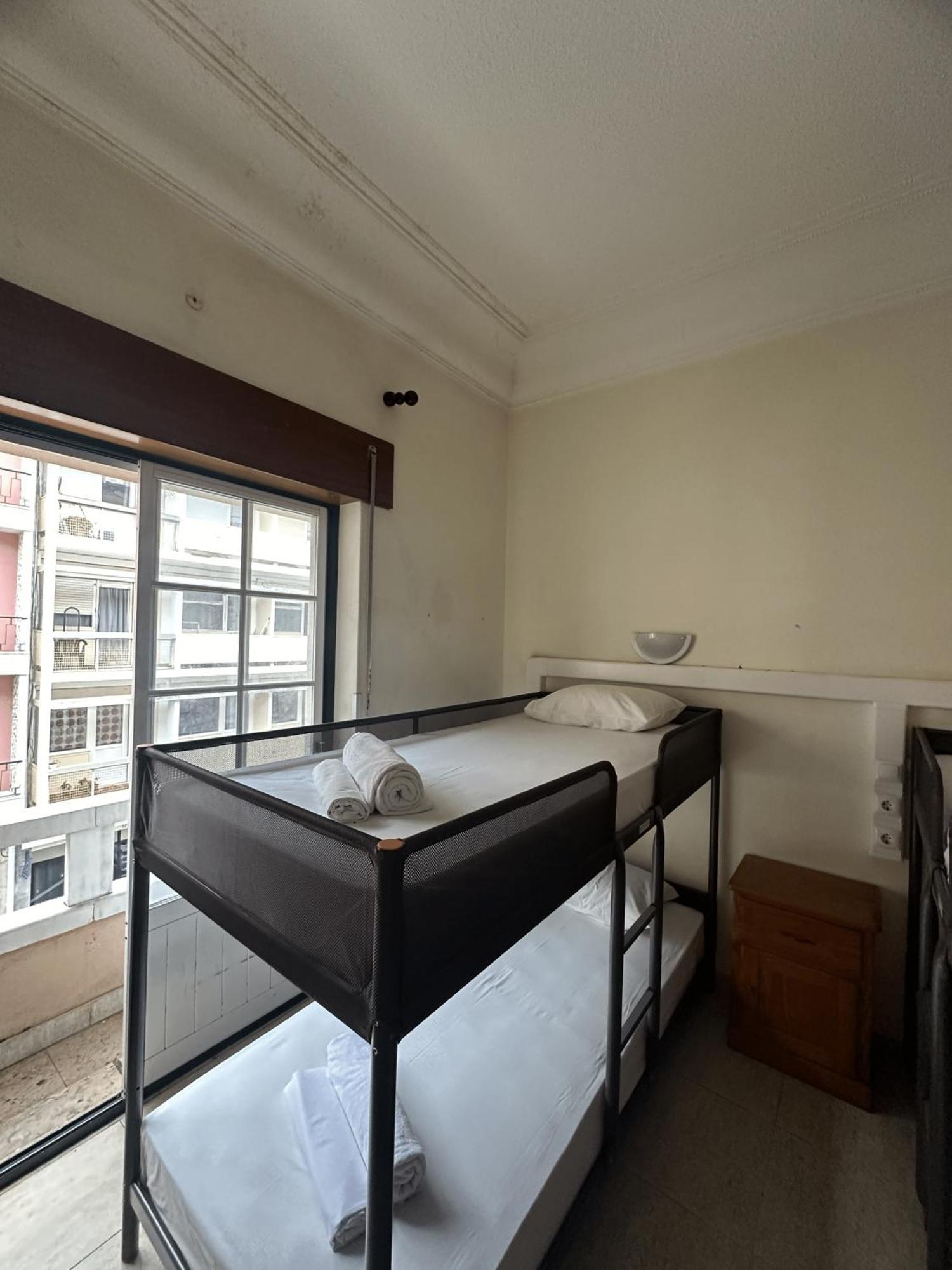 Guest In Ninho Apartment Lisbon Luaran gambar